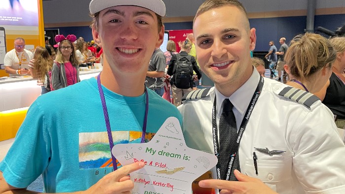 Envoy pilot spreading hope at Children with Diabetes event